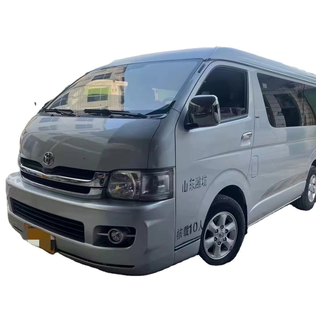 50% OFF TOYOTA HIACE 18-Seats Euro 2 Diesel Passenger Van With 2694ml Engine Displacement